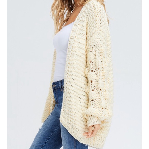 🆕Cream Bubble Sleeve Open Front Pom Pom Cardigan - Picture 5 of 8